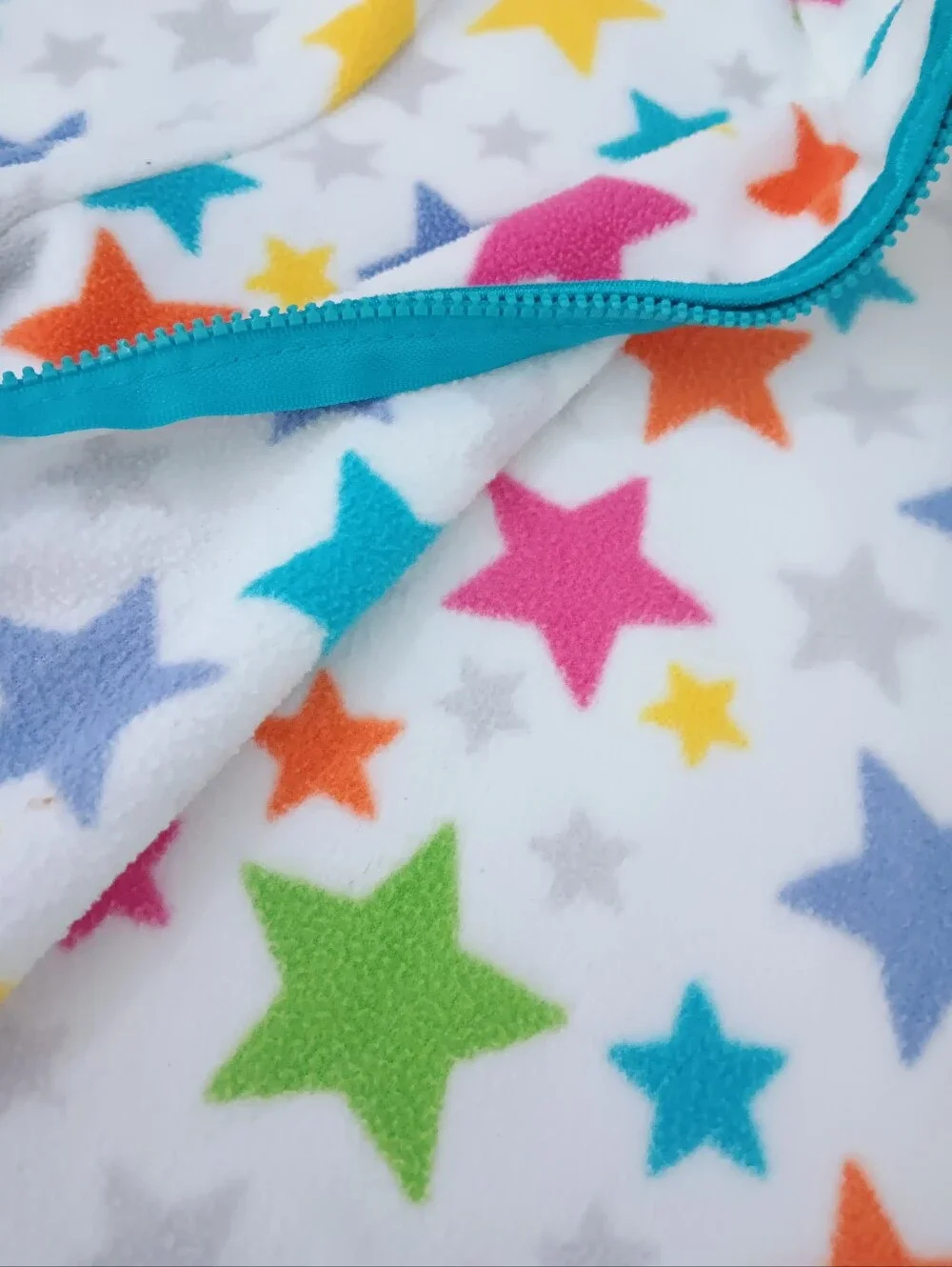 Girls' White Fleece Jacket With Rainbow Multicolor Stars Blue Trim Size 6 / 6X
